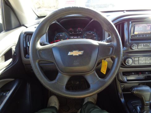 Used 2015 Chevrolet Colorado W/T image 18
