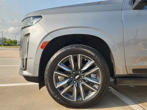 Used 2023 Cadillac Escalade Sport w/ Touring Package RWD image 8