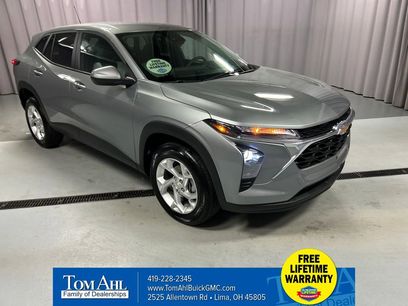 Used 2024 Chevrolet Trax LS w/ LS Convenience Package