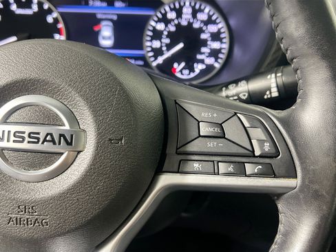 Used 2020 Nissan Sentra SV FWD image 18