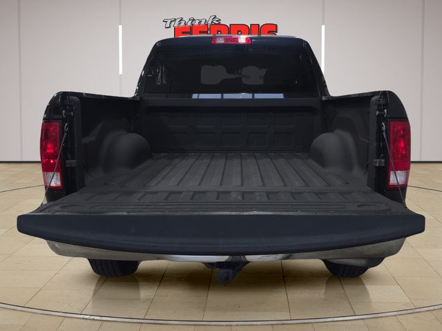 Used 2017 RAM 1500 ST w/ SXT Appearance Group AWD/4WD image 9