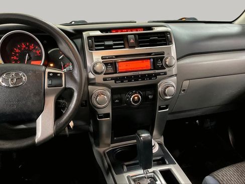 Used 2013 Toyota 4Runner SR5 w/ Convenience Pkg AWD/4WD image 5