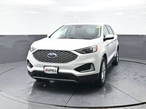 Used 2024 Ford Edge SEL AWD/4WD image 7