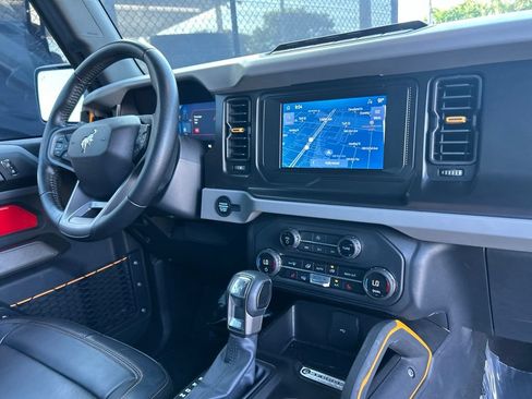 Used 2023 Ford Bronco Badlands AWD/4WD image 24