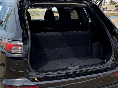 Used 2025 Mitsubishi Outlander ES AWD/4WD image 18