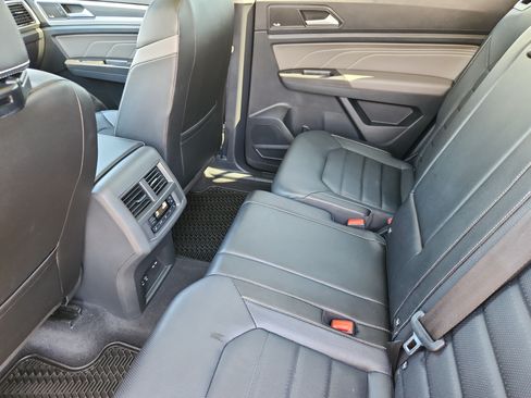 Used 2023 Volkswagen Atlas SEL Premium AWD/4WD image 13