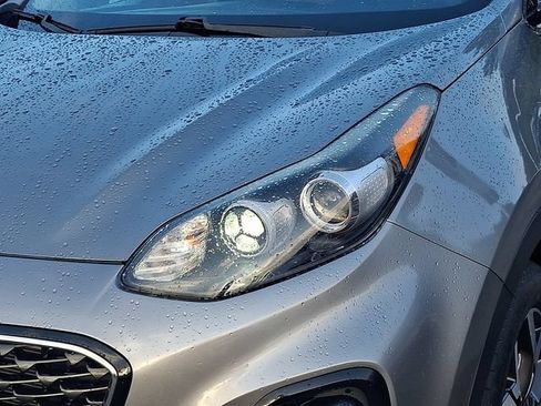 Used 2020 Kia Sportage EX FWD image 9