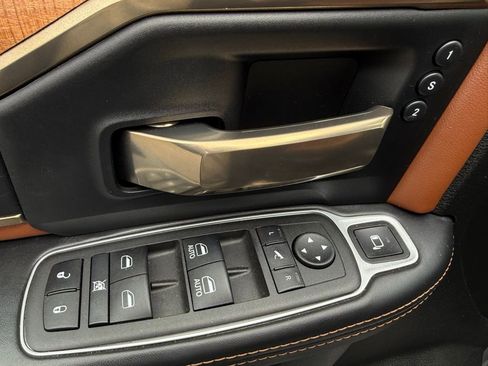 Used 2022 RAM 2500 Limited image 23