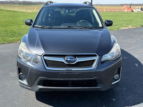 Used 2017 Subaru Crosstrek 2.0i Premium image 2