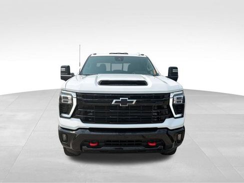 Used 2025 Chevrolet Silverado 2500 LTZ w/ Trail Boss Package AWD/4WD image 3
