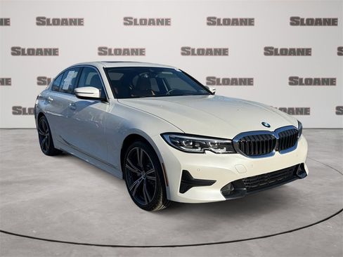Used 2020 BMW 330i xDrive Sedan w/ Premium Package image 7