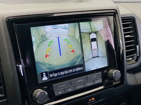 Used 2022 Nissan Frontier PRO-4X w/ Pro-4X Premium Package image 10