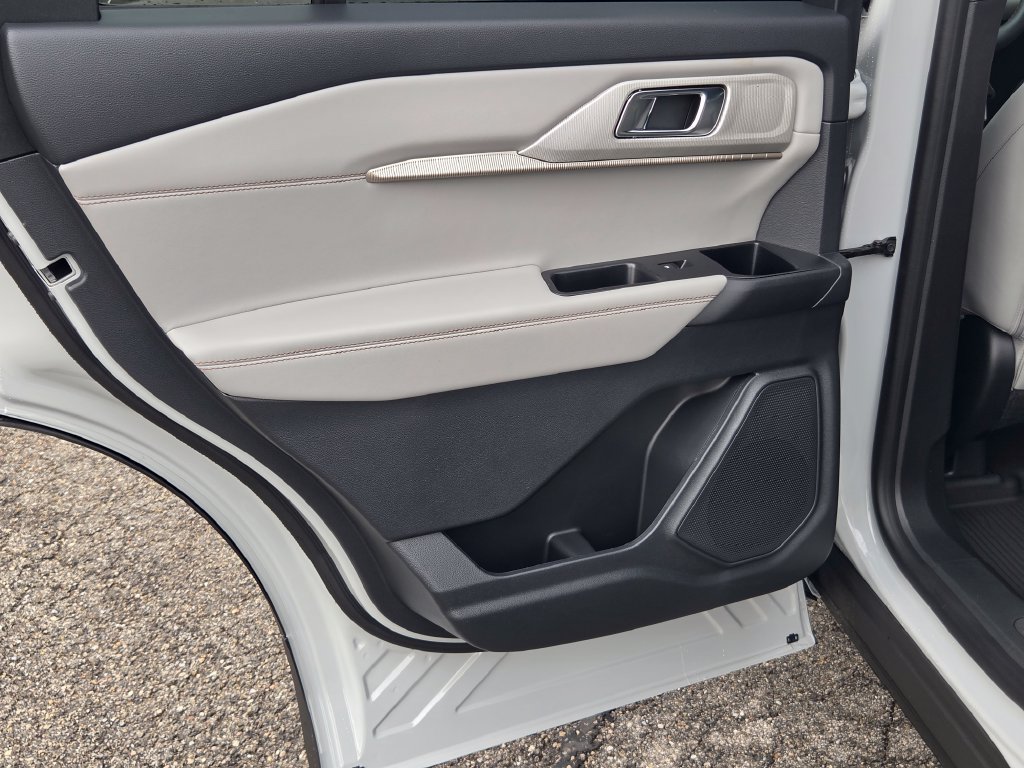New 2027 Ford Explorer Active AWD/4WD image 23