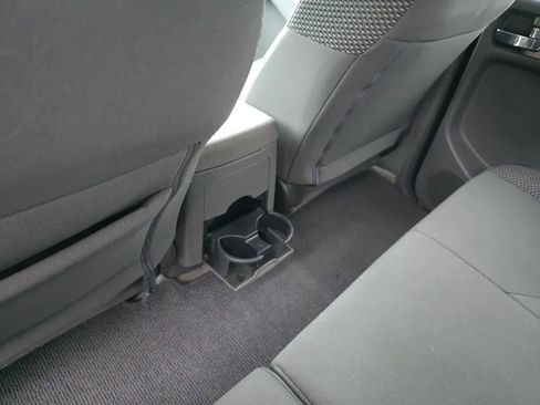 Used 2016 Nissan Frontier Desert Runner image 35