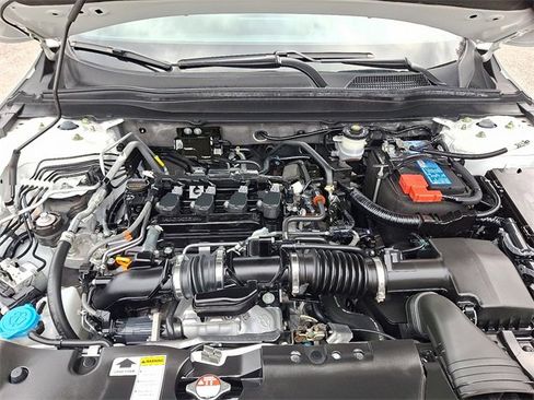 Used 2022 Honda Accord Sport image 27