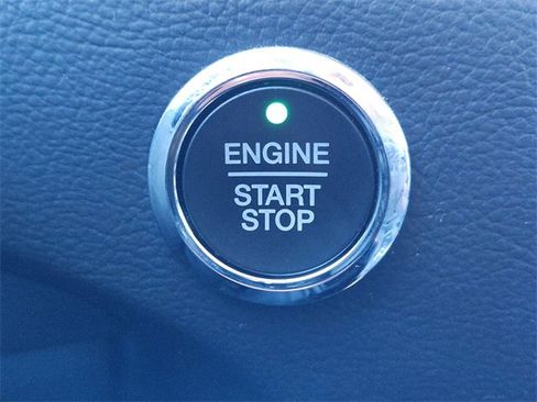 Used 2021 Ford Edge SEL w/ Convenience Package image 22