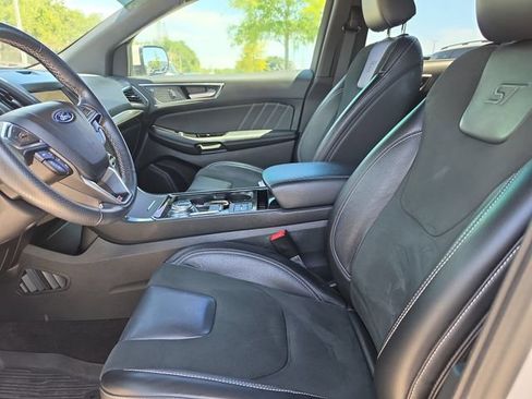 Used 2020 Ford Edge ST w/ Equipment Group 401A AWD/4WD image 16