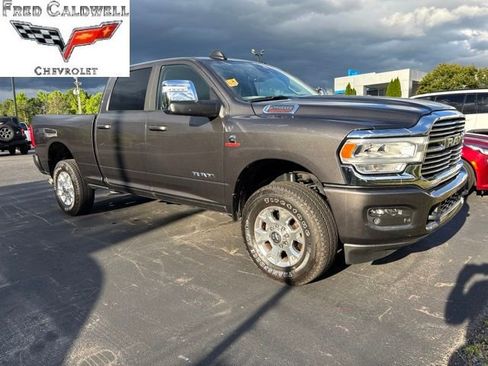 Used 2024 RAM 2500 Laramie w/ Safety Group AWD/4WD image 3