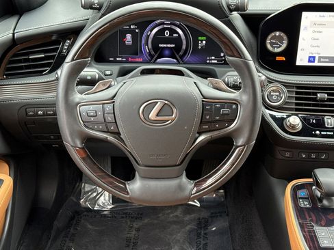 Certified 2023 Lexus LS 500h AWD w/ Luxury Package image 16