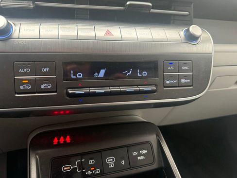 Used 2024 Hyundai Kona SEL w/ Convenience Package AWD/4WD image 23