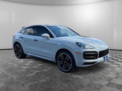 Used 2023 Porsche Cayenne S AWD/4WD image 8