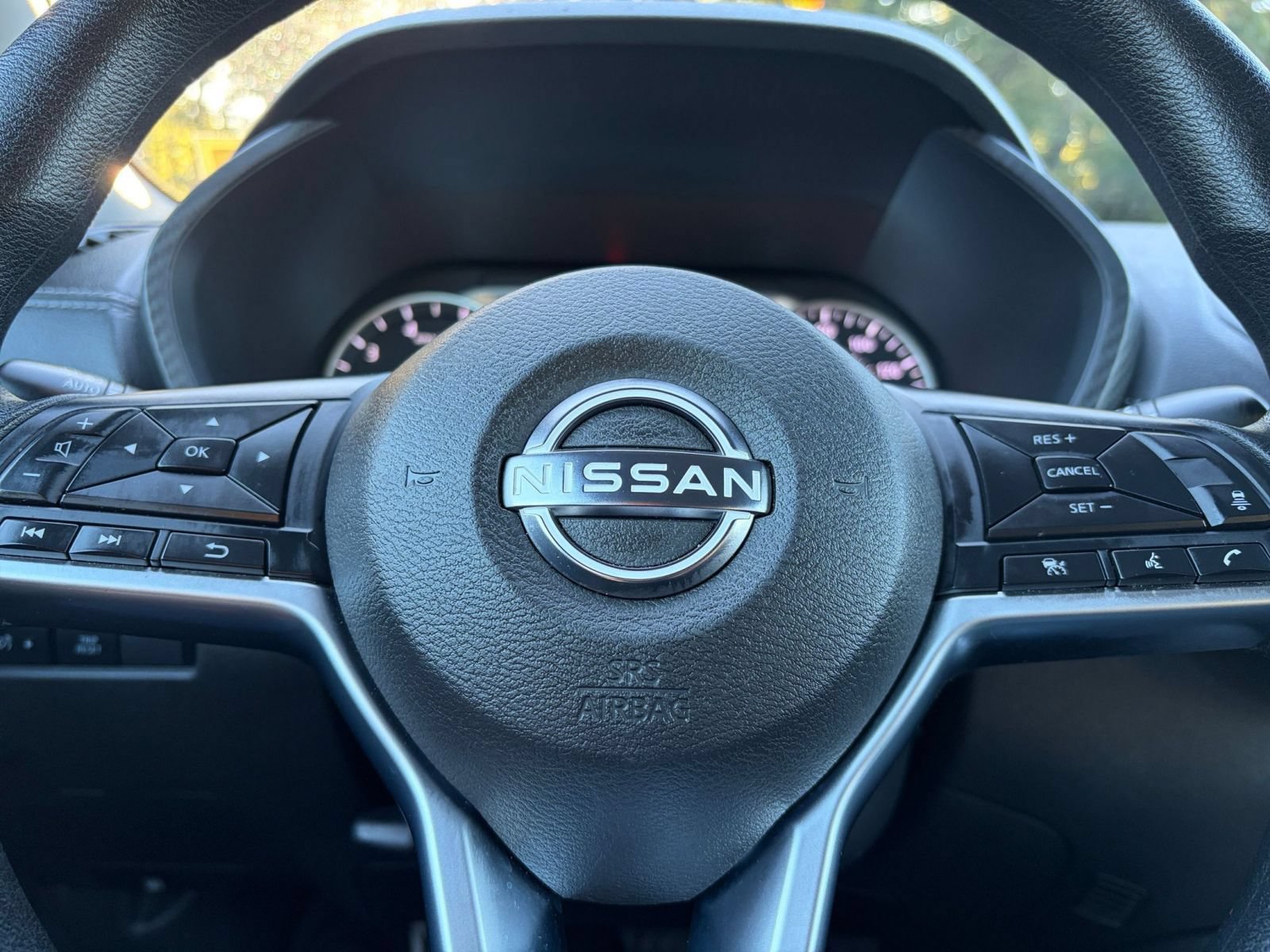 Used 2025 Nissan Sentra SV FWD image 25