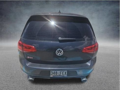 Used 2017 Volkswagen GTI SE FWD image 6