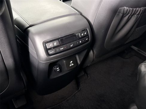 Used 2022 Hyundai Palisade Calligraphy FWD image 39