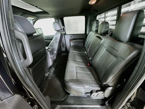 Used 2016 Ford F350 Platinum w/ Platinum Package AWD/4WD image 24