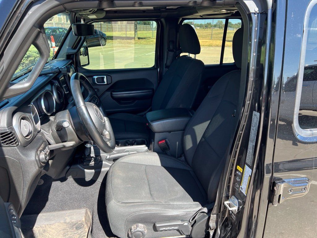 Used 2021 Jeep Gladiator Sport AWD/4WD image 7