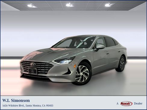 Used 2022 Hyundai Sonata Blue w/ Cargo Package FWD image 1