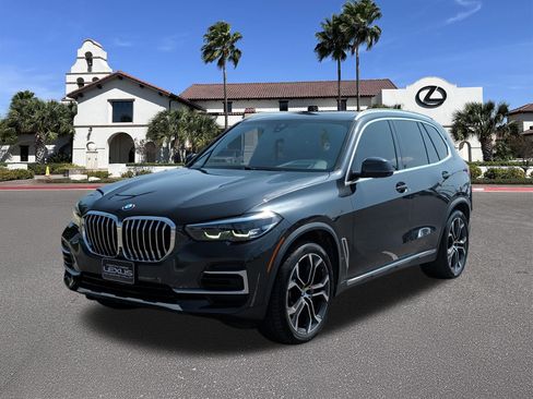 Used 2022 BMW X5 sDrive40i w/ Premium Package RWD image 5