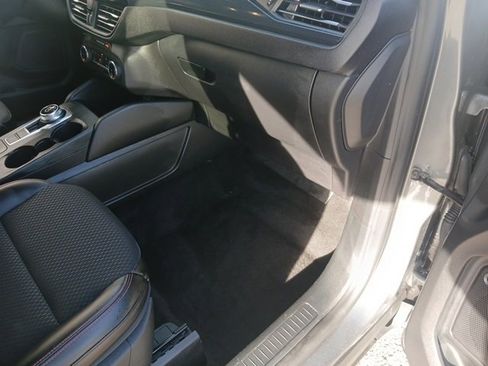 Used 2025 Ford Escape ST-Line image 22