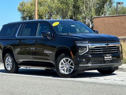 Used 2025 Chevrolet Suburban LT
