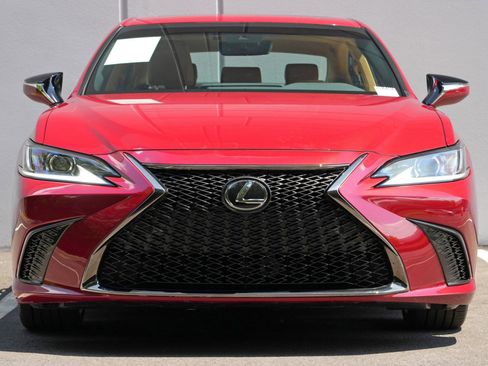 Used 2025 Lexus ES 300h F Sport FWD image 7
