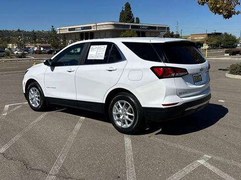 Used 2022 Chevrolet Equinox LT w/ LPO, Cargo Package image 5