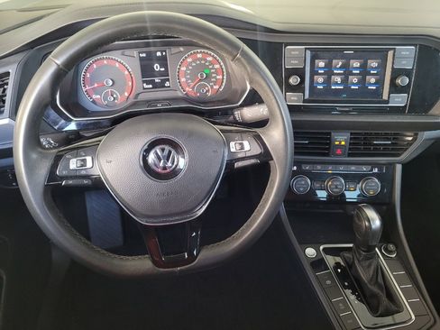 Used 2020 Volkswagen Jetta SE FWD image 22