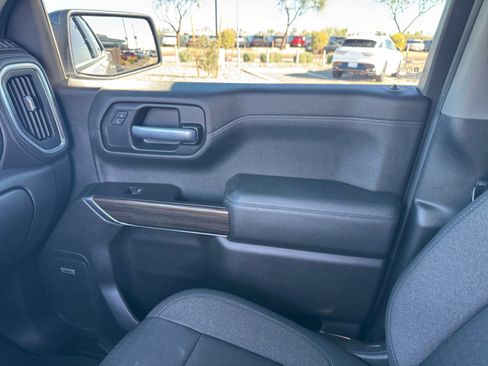 Used 2020 Chevrolet Silverado 1500 RST image 16