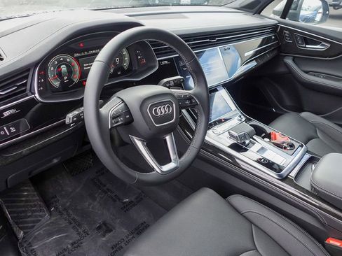 New 2025 Audi Q7 3.0T Prestige image 12