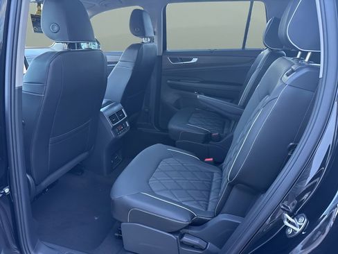 New 2026 Volkswagen Atlas SEL Premium R-Line AWD/4WD image 23