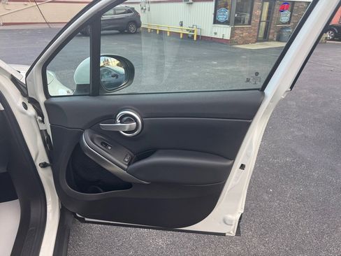 Used 2017 FIAT 500X Trekking image 22