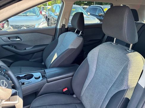 Certified 2023 Nissan Rogue SV AWD/4WD image 15