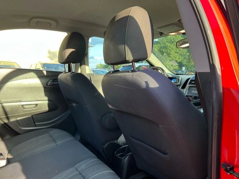 Used 2015 Chevrolet Sonic LT image 16