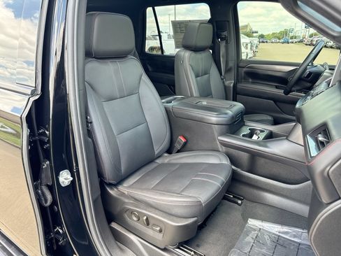 Used 2023 Chevrolet Tahoe RST w/ Luxury Package AWD/4WD image 26