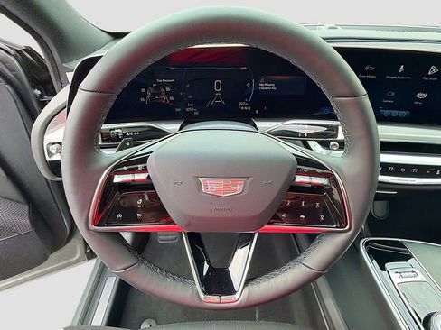 New 2025 Cadillac Lyriq Sport image 11