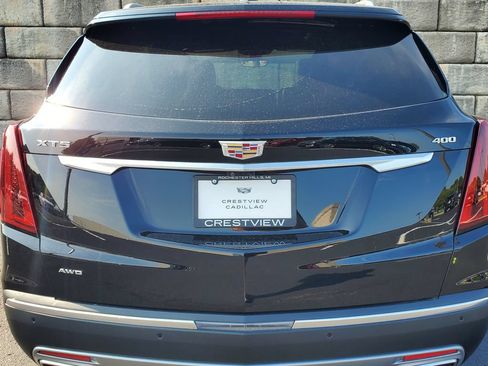 Used 2023 Cadillac XT5 Premium Luxury w/ Technology Package AWD/4WD image 12