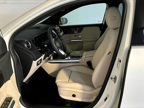 Used 2026 Mercedes-Benz GLA 250 4MATIC image 13