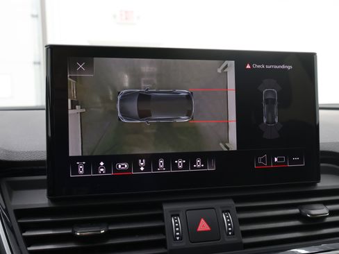 Used 2024 Audi Q5 2.0T Premium Plus AWD/4WD image 19