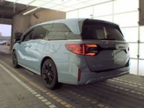 Used 2025 Honda Odyssey Sport-L image 22