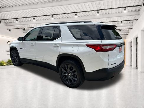 Used 2021 Chevrolet Traverse RS FWD image 9